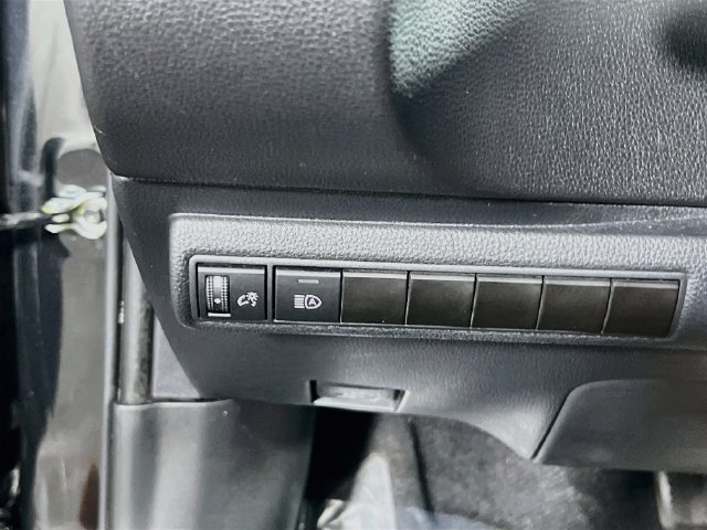 Used 2022 Toyota Corolla SE FWD image 15