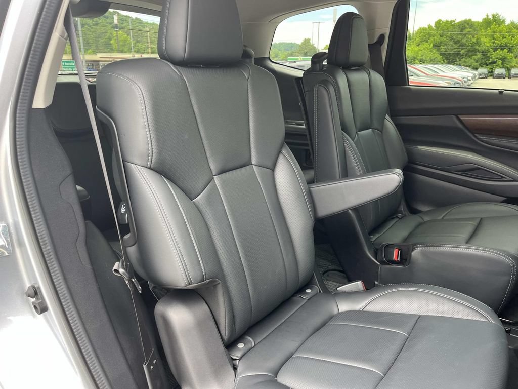 Certified 2025 Subaru Ascent Touring AWD/4WD image 24