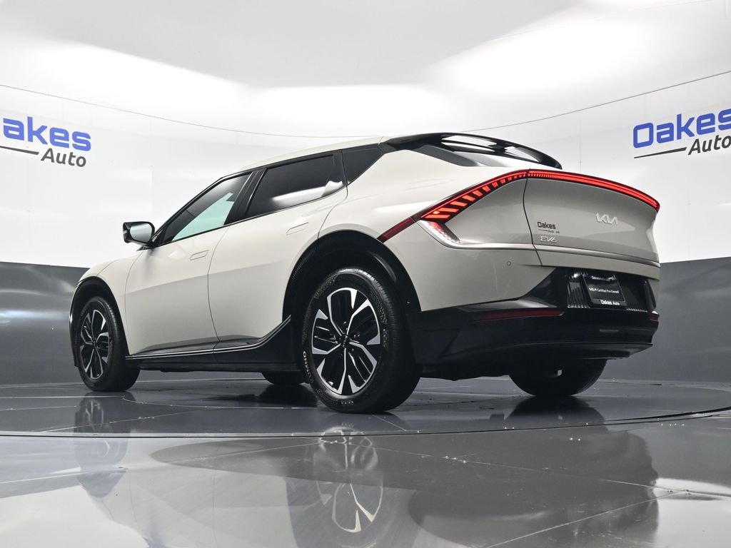 Certified 2022 Kia EV6 Wind w/ Wind Technology Package image 42