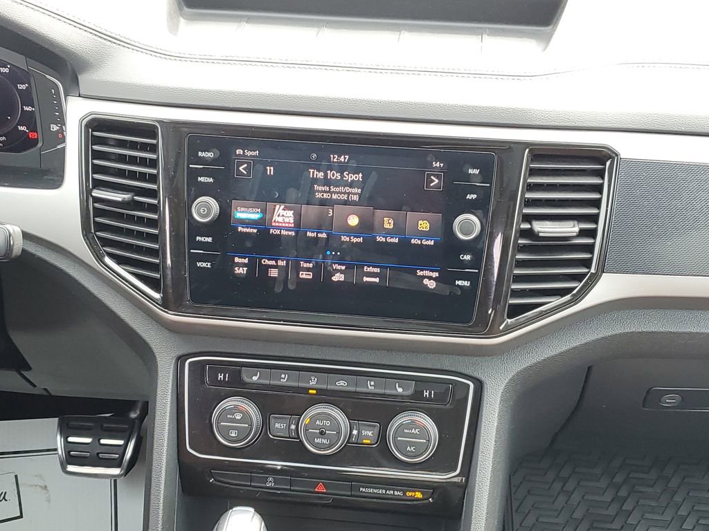 Used 2021 Volkswagen Atlas SEL Premium image 30