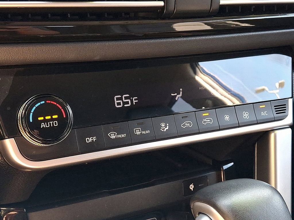 Certified 2023 Kia Seltos SX image 17