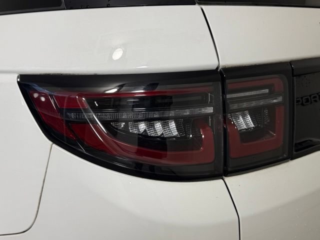 Certified 2021 Land Rover Discovery Sport S AWD/4WD image 10