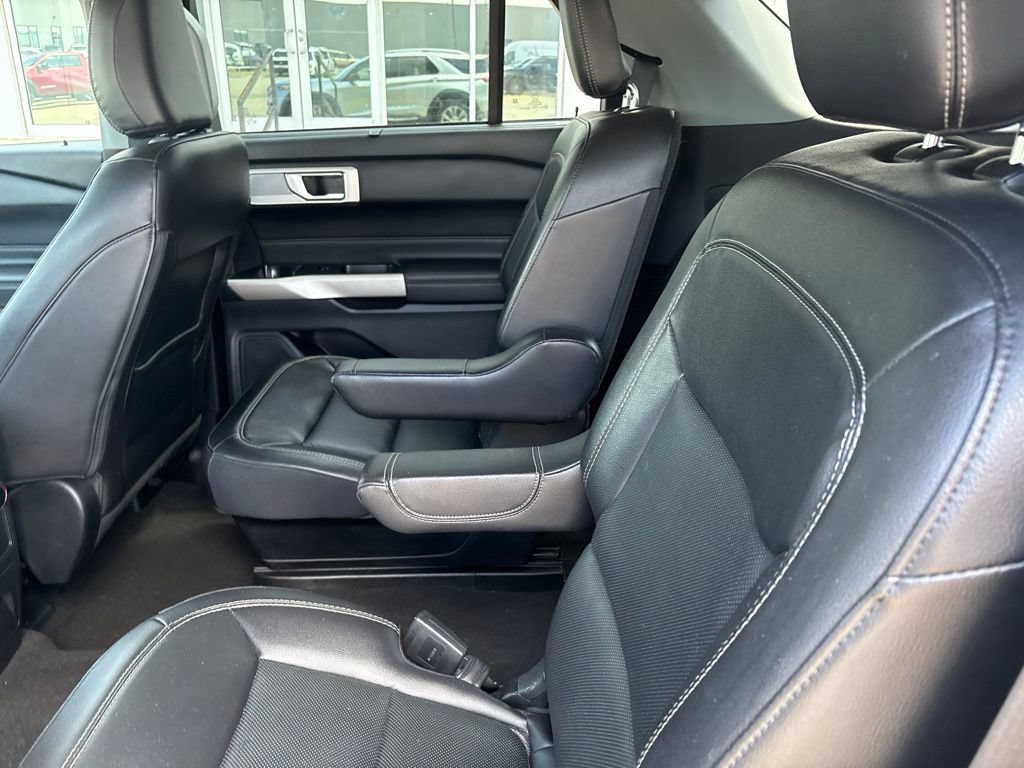 Used 2023 Ford Explorer Limited RWD image 10