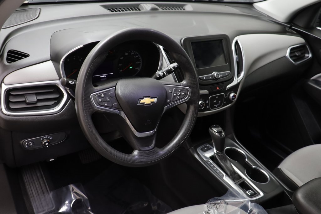 Used 2019 Chevrolet Equinox LS w/ LS Convenience Package image 6