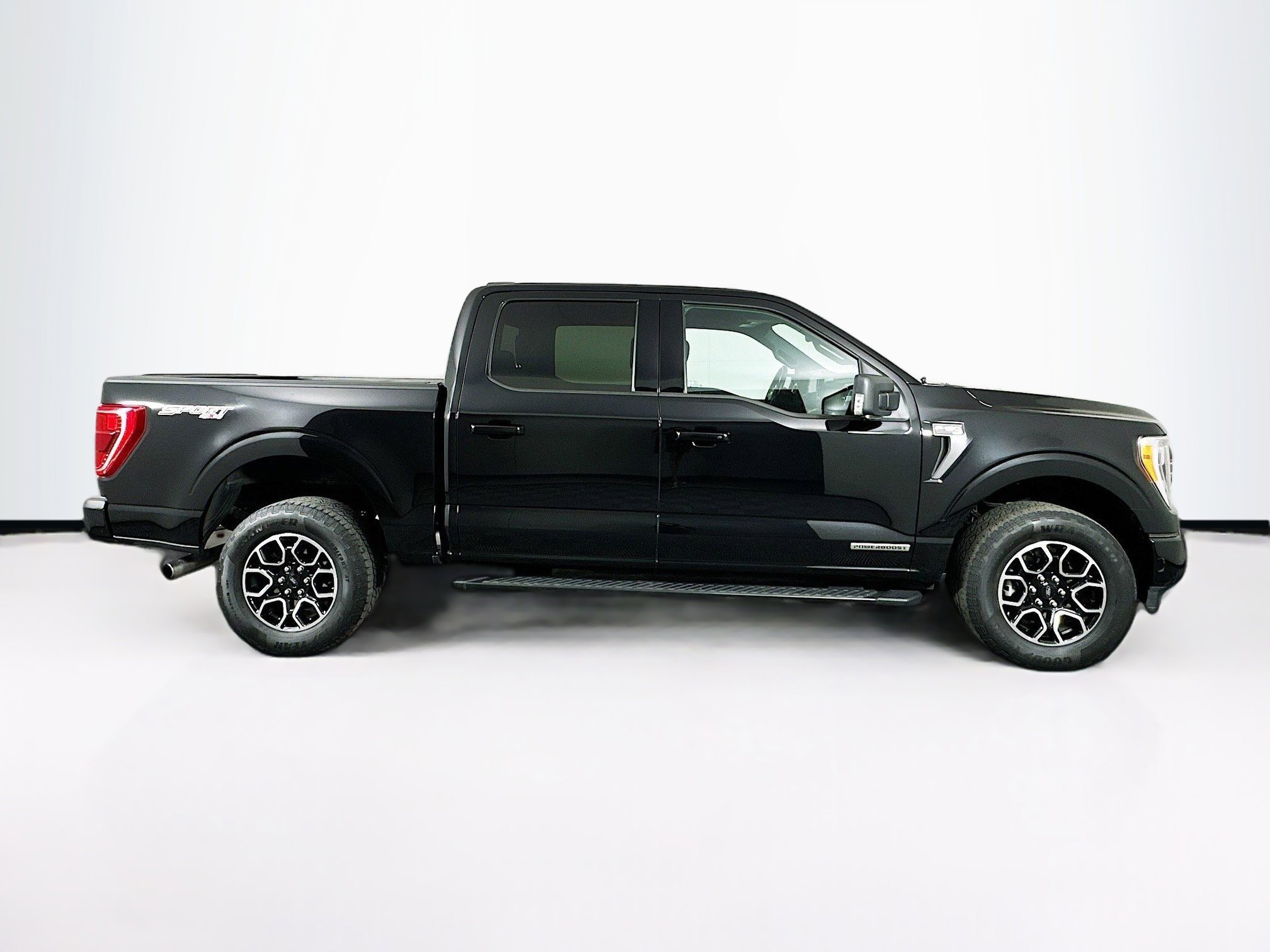 Used 2023 Ford F150 XLT w/ Equipment Group 302A High image 10