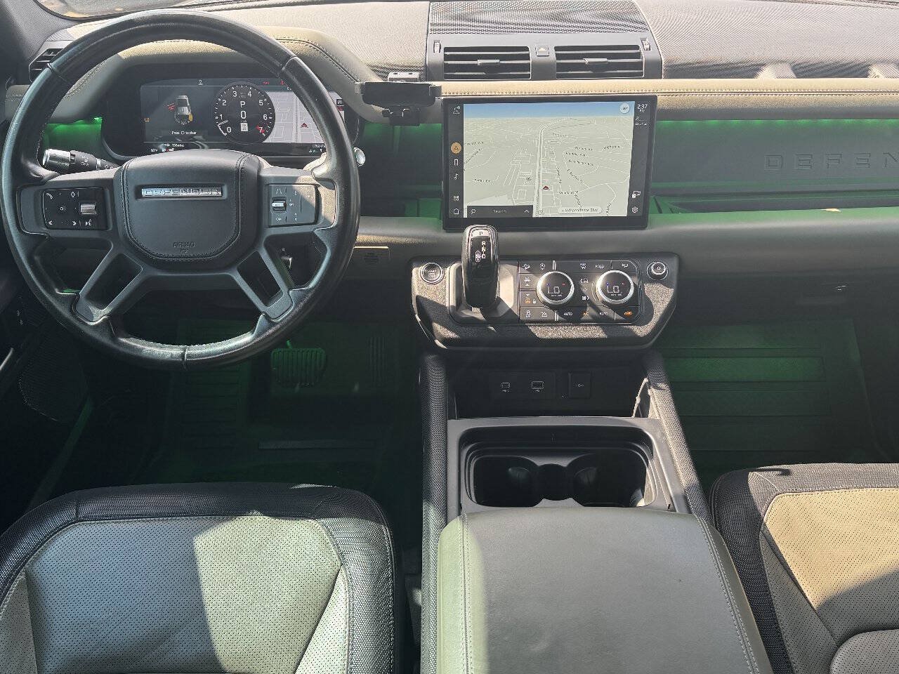 Used 2022 Land Rover Defender 110 X-Dynamic HSE AWD/4WD image 20