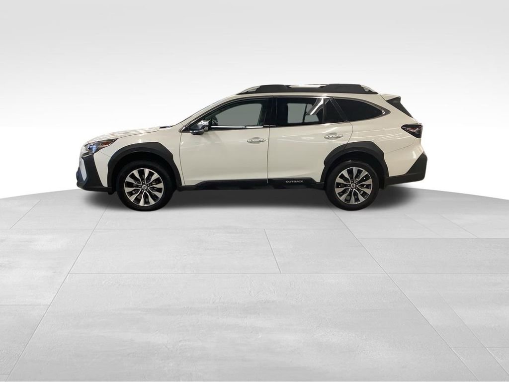 Used 2023 Subaru Outback Touring XT AWD/4WD image 6
