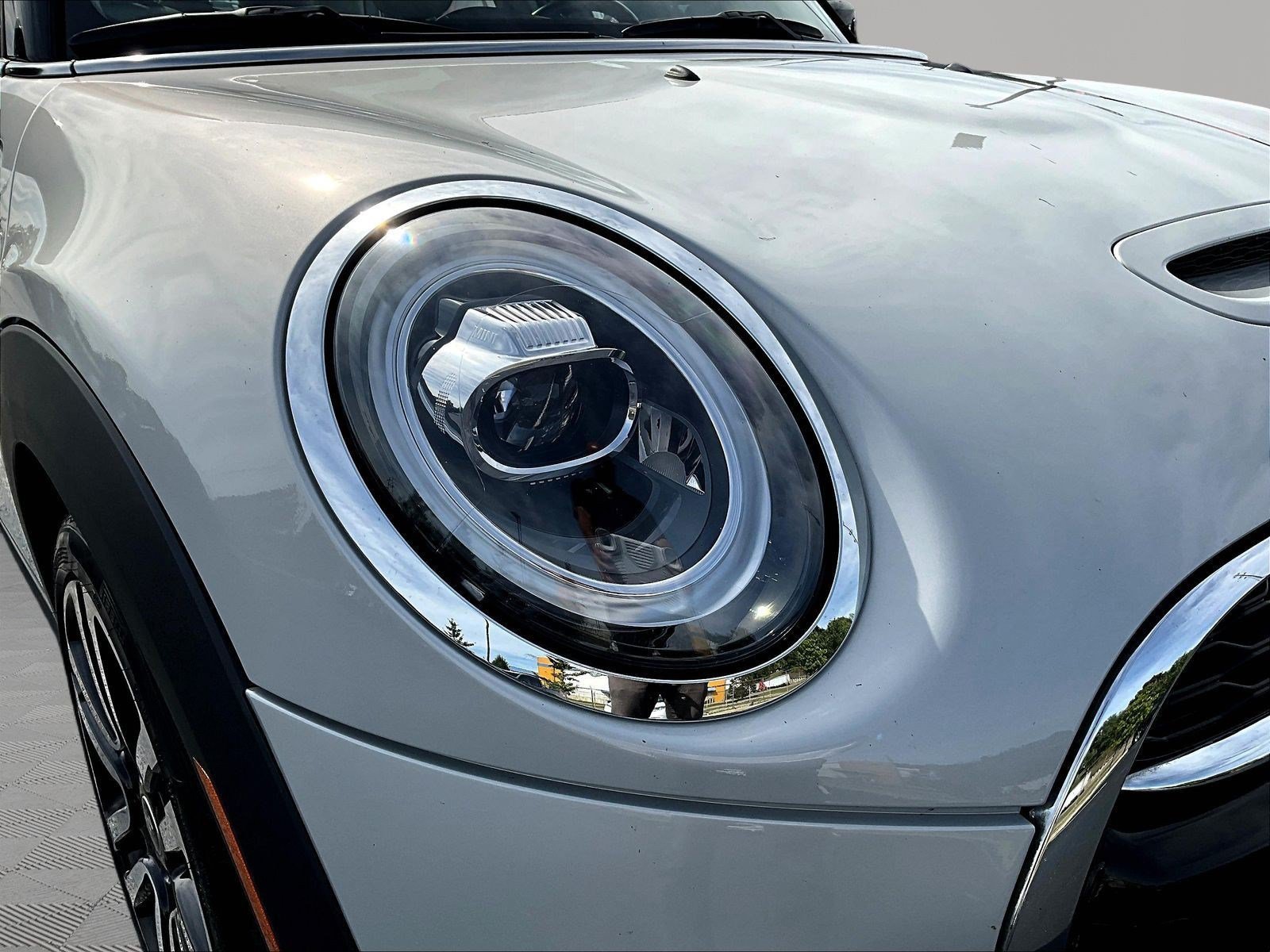 Used 2021 MINI Cooper S w/ Signature Upholstery Package FWD image 31