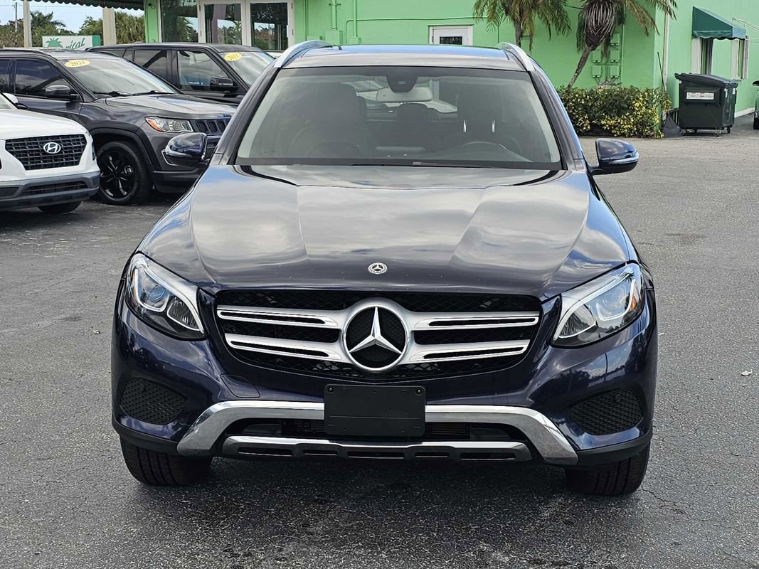 Used 2019 Mercedes-Benz GLC 350e 4MATIC image 25