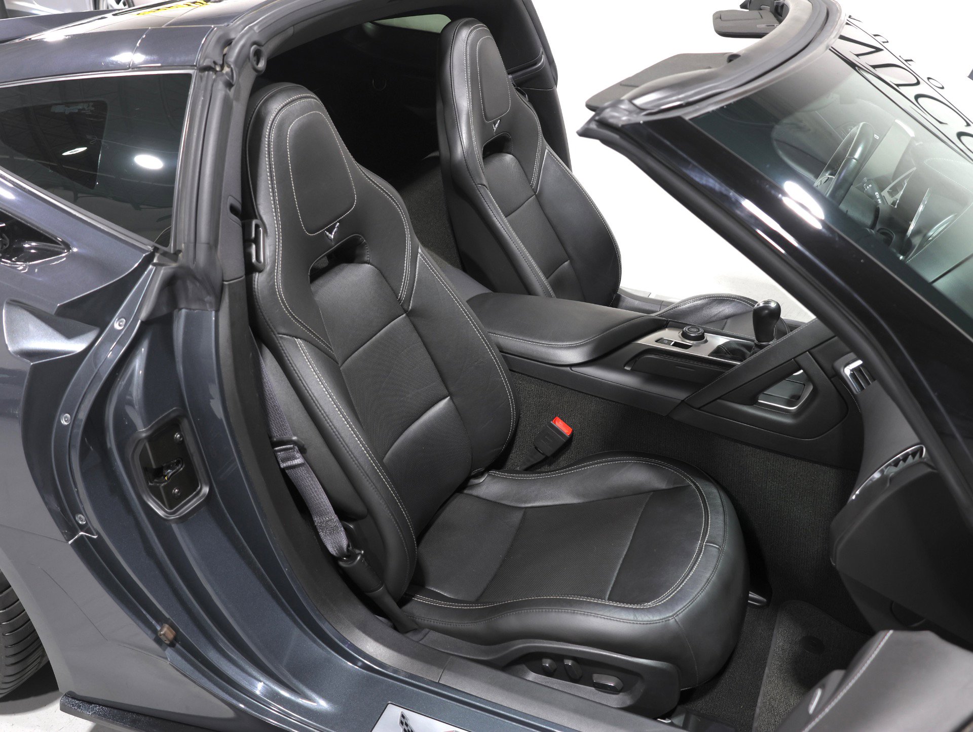 Used 2014 Chevrolet Corvette Stingray Coupe w/ 2LT Preferred Equipment Group image 57