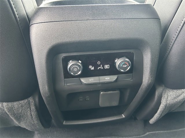 New 2026 Chevrolet Traverse Z71 w/ Driver Confidence Package image 16