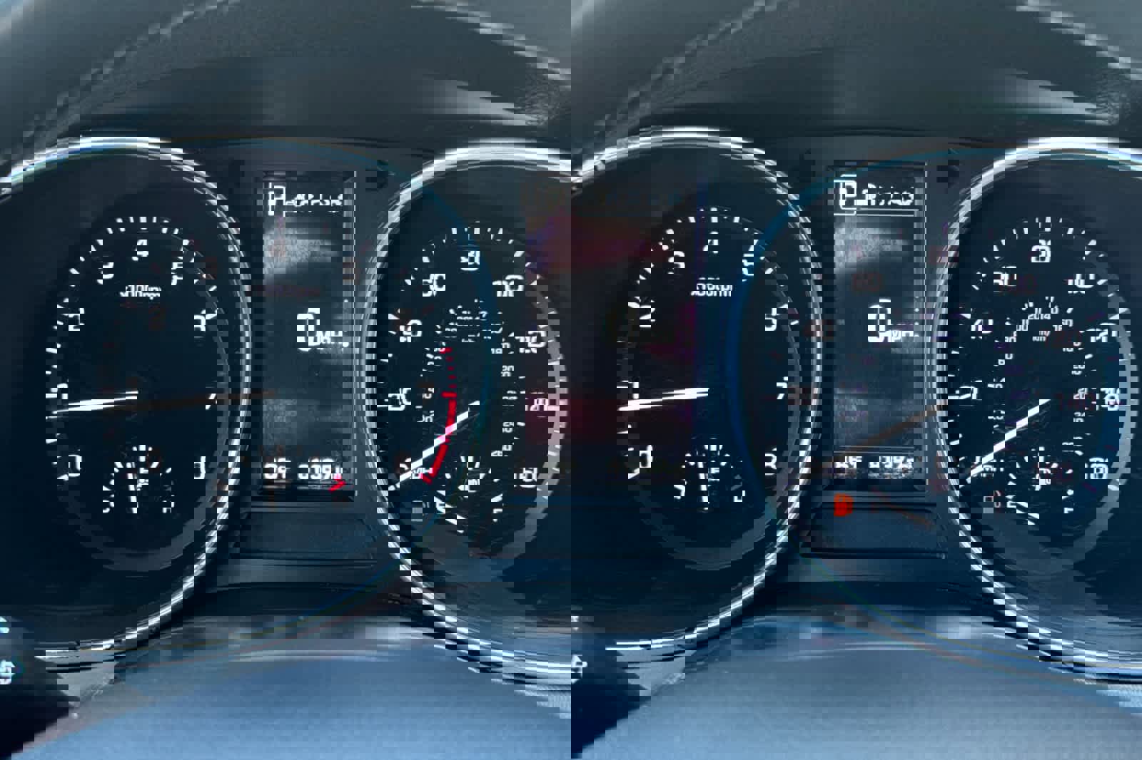 Used 2018 Hyundai Santa Fe Sport w/ Cargo Package image 24