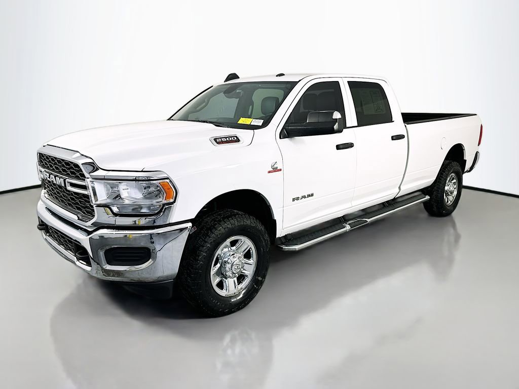 Used 2022 RAM 2500 Tradesman w/ Chrome Appearance Group AWD/4WD image 3
