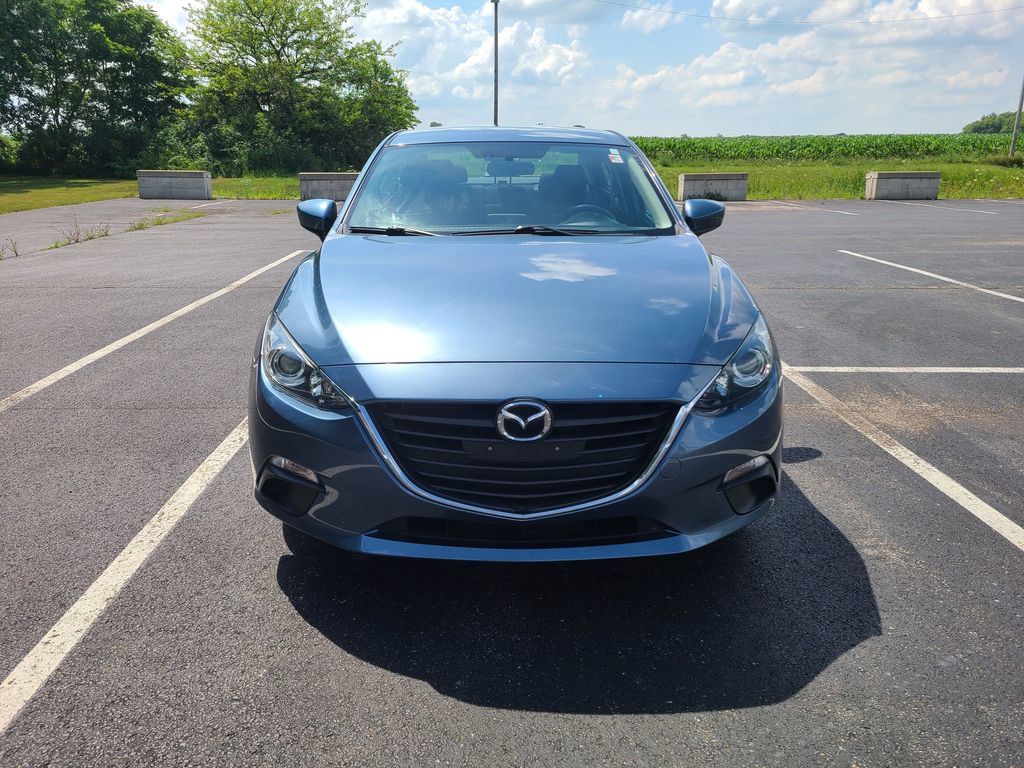Used 2016 MAZDA MAZDA3 i Sport w/ Preferred Equipment Package FWD image 2