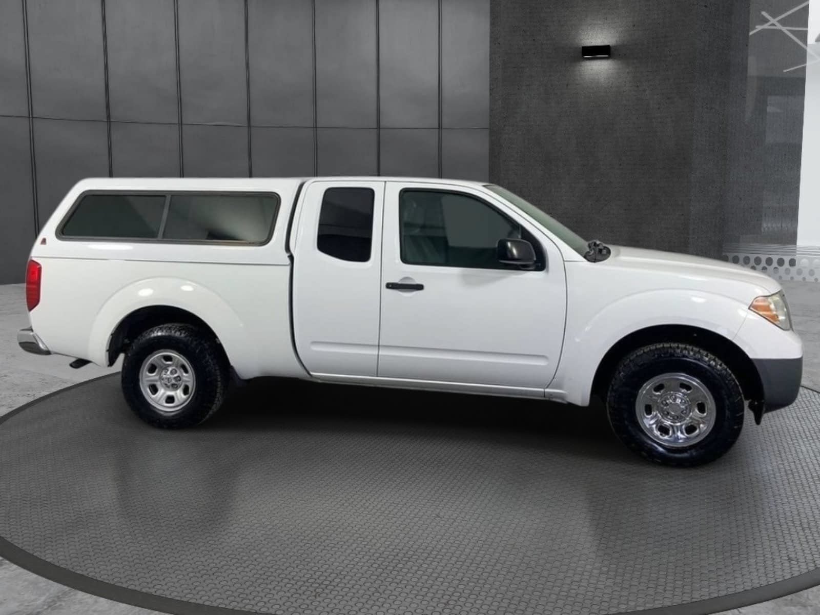 Used 2012 Nissan Frontier S RWD image 2