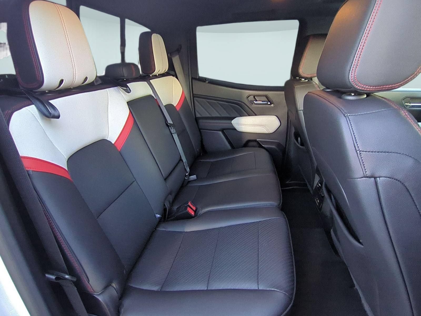 Used 2023 GMC Canyon AT4X AWD/4WD image 30