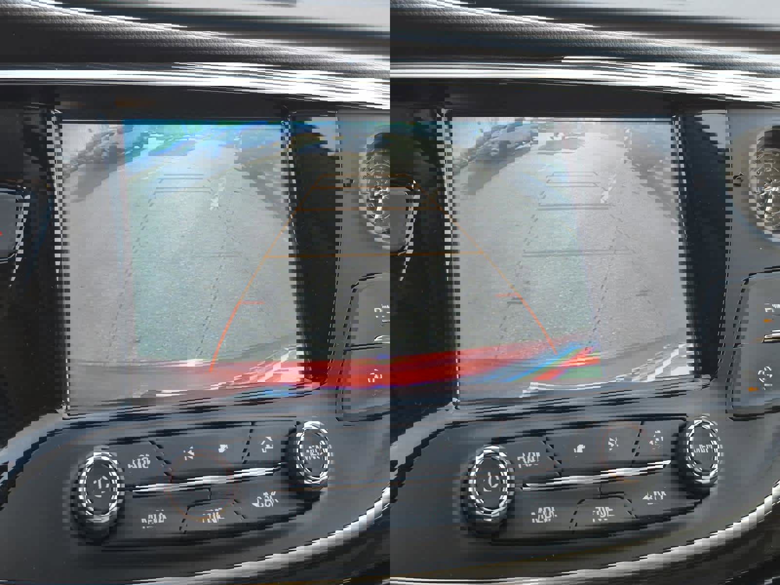 Certified 2019 Buick Envision Essence image 26