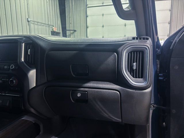 Used 2021 Chevrolet Silverado 1500 LT Trail Boss w/ Bed Protection Package image 25