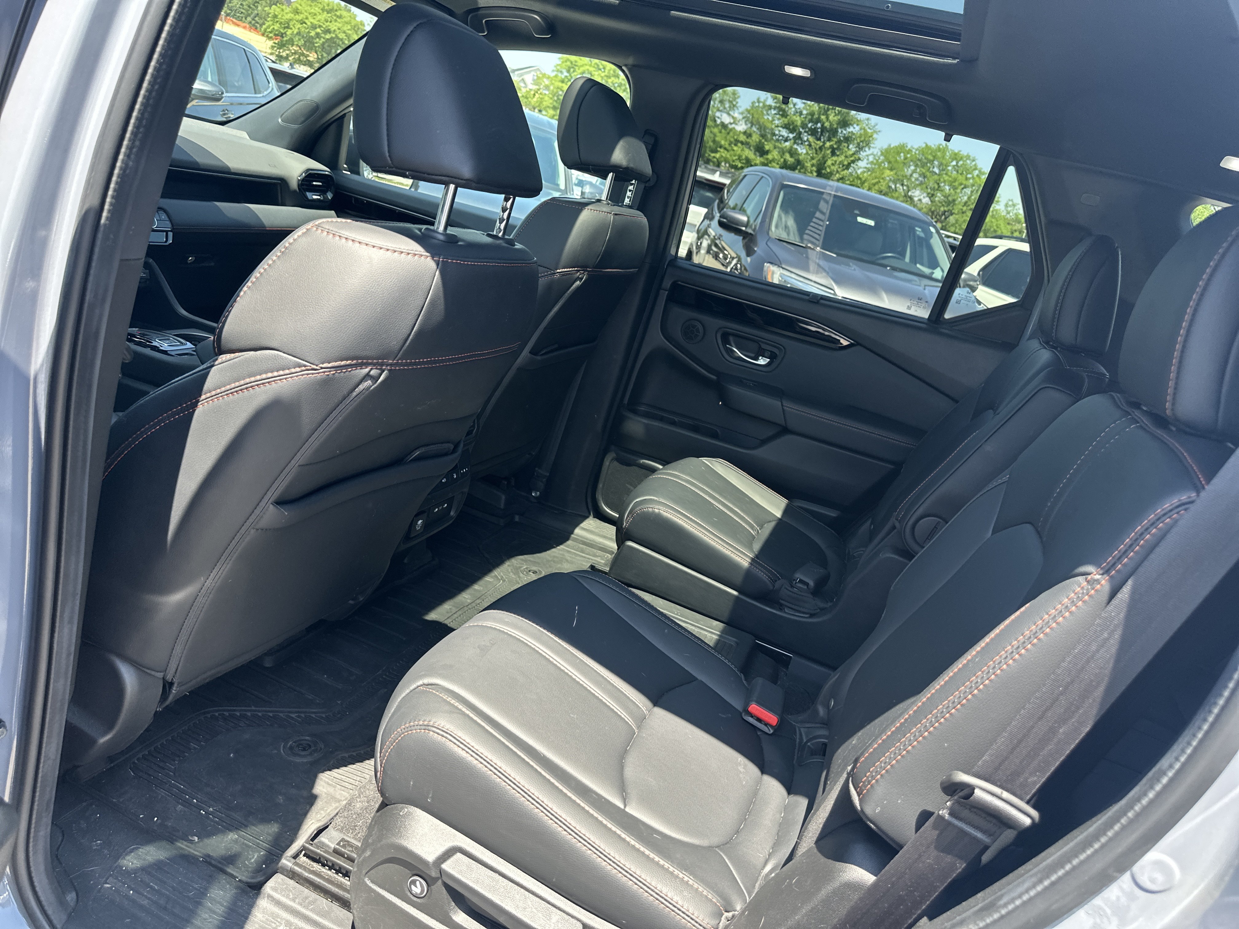 Certified 2024 Honda Pilot TrailSport image 15