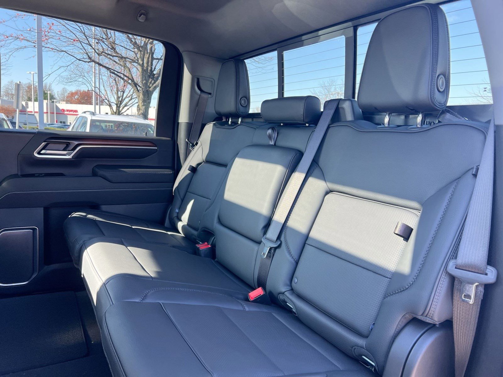 New 2026 GMC Sierra 2500 Denali w/ Denali Reserve Package image 20