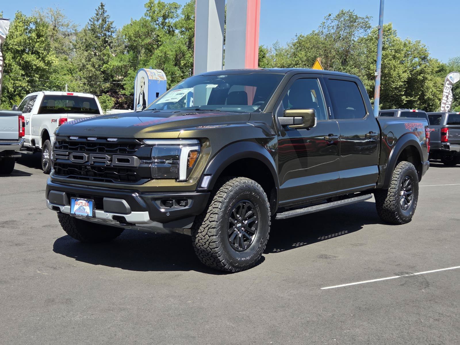 New 2026 Ford F150 Raptor AWD/4WD image 1