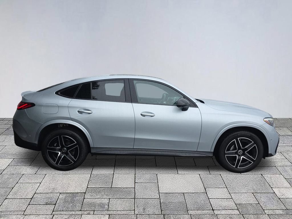 Certified 2025 Mercedes-Benz GLC 300 4MATIC image 8