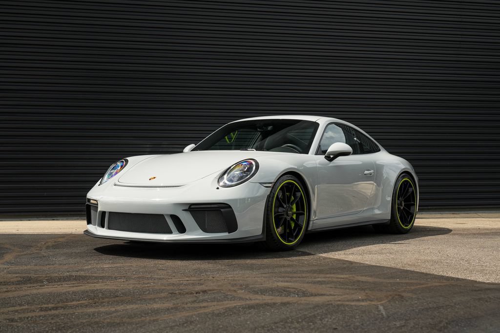Certified 2018 Porsche 911 GT3 RWD video 1