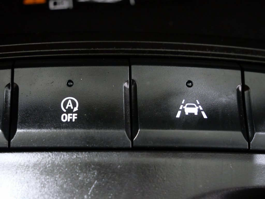 Used 2025 Buick Envista Preferred w/ Convenience II Package image 21