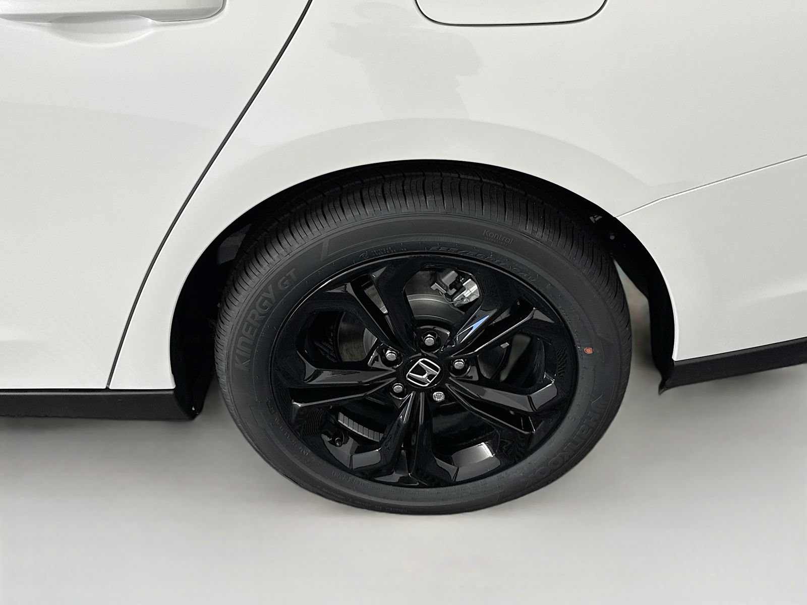 New 2025 Honda Accord SE image 16