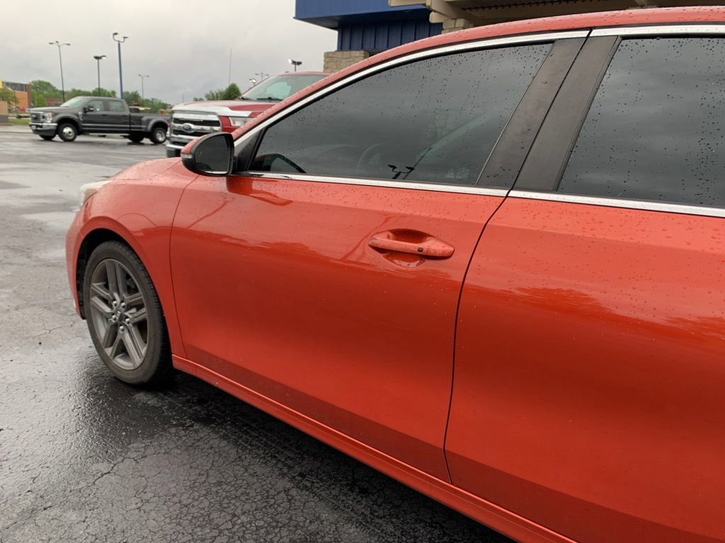 Used 2019 Kia Forte EX w/ Option Group 020 FWD image 11