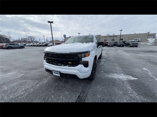 Certified 2022 Chevrolet Silverado 1500 Custom image 3