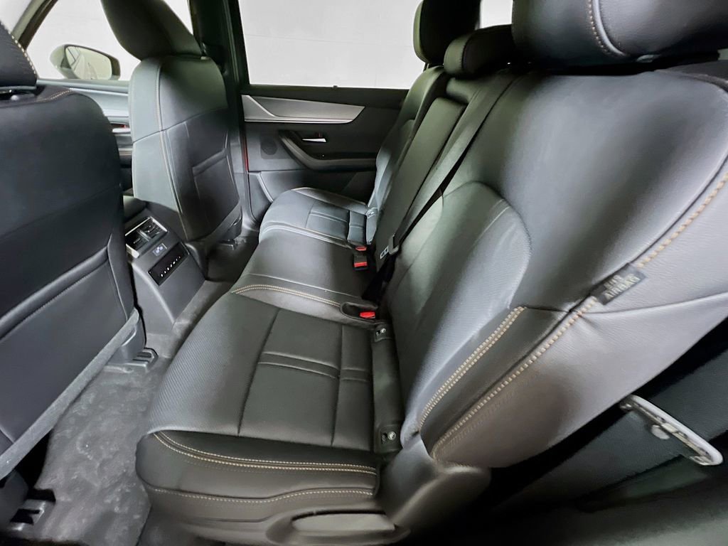 Used 2025 MAZDA CX-70 3.3 Turbo w/ Premium Package image 19