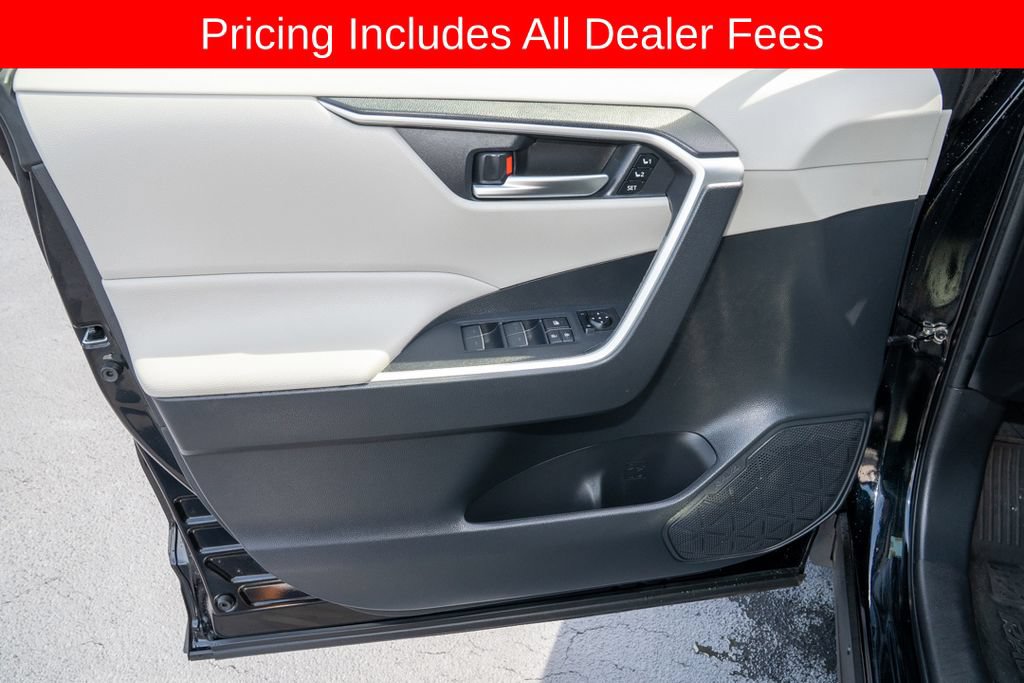 Used 2023 Toyota RAV4 XLE Premium AWD/4WD image 13