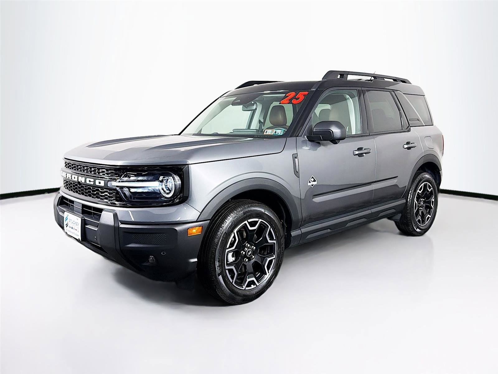 Used 2025 Ford Bronco Sport Outer Banks w/ Outer Banks Tech Package+ AWD/4WD image 3