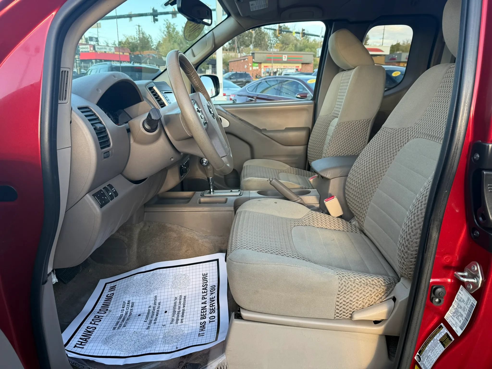 Used 2018 Nissan Frontier SV w/ Value Truck Package AWD/4WD image 10