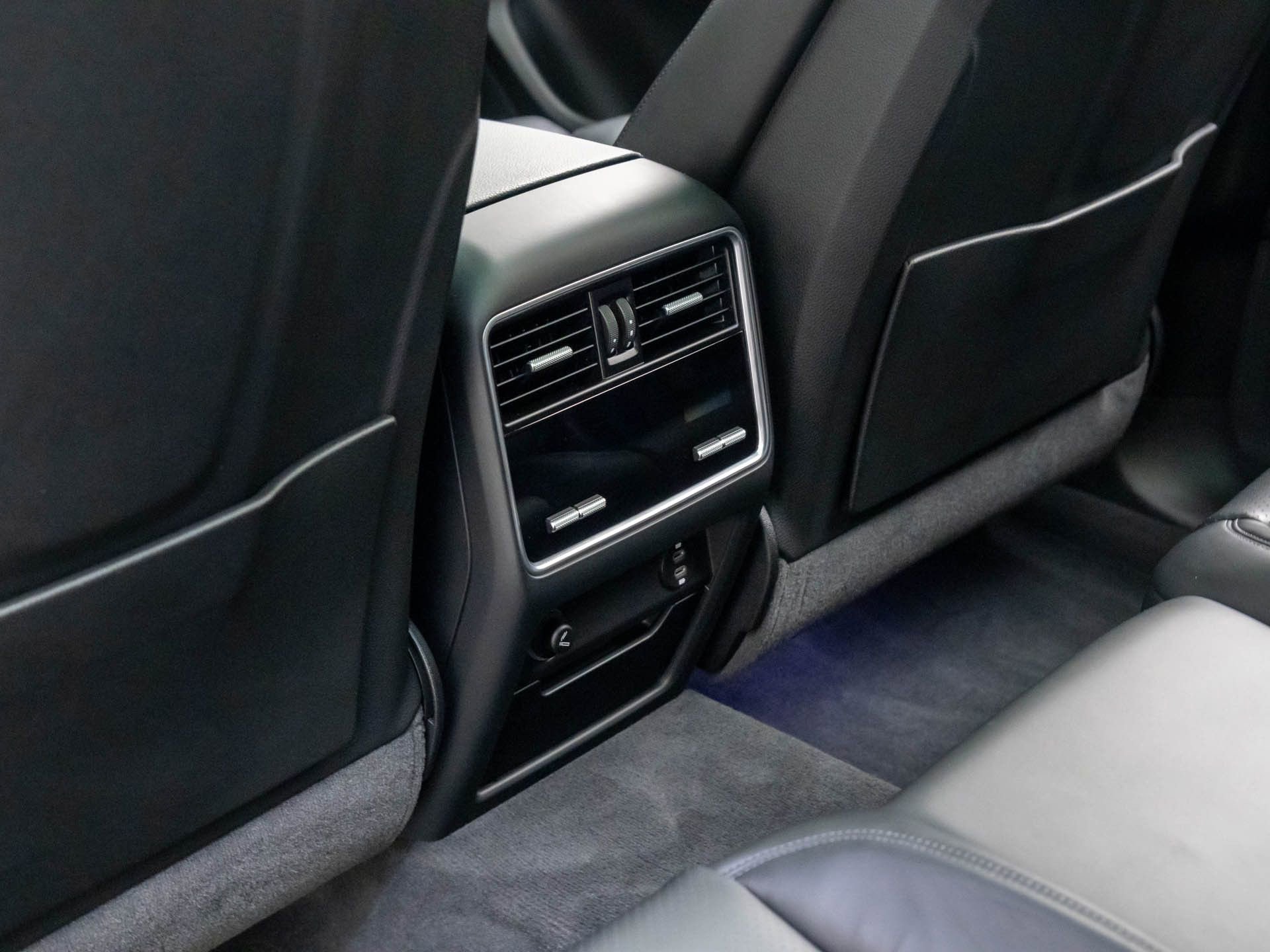 Used 2021 Porsche Cayenne E-Hybrid image 19