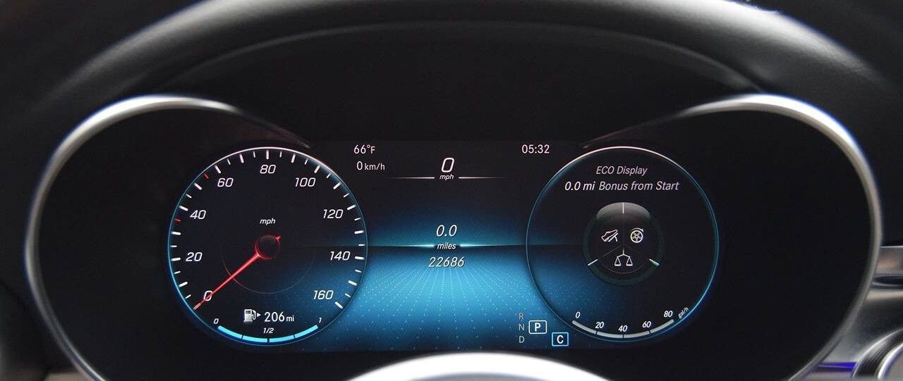 Used 2021 Mercedes-Benz C 300 4MATIC Sedan w/ Premium Package image 18