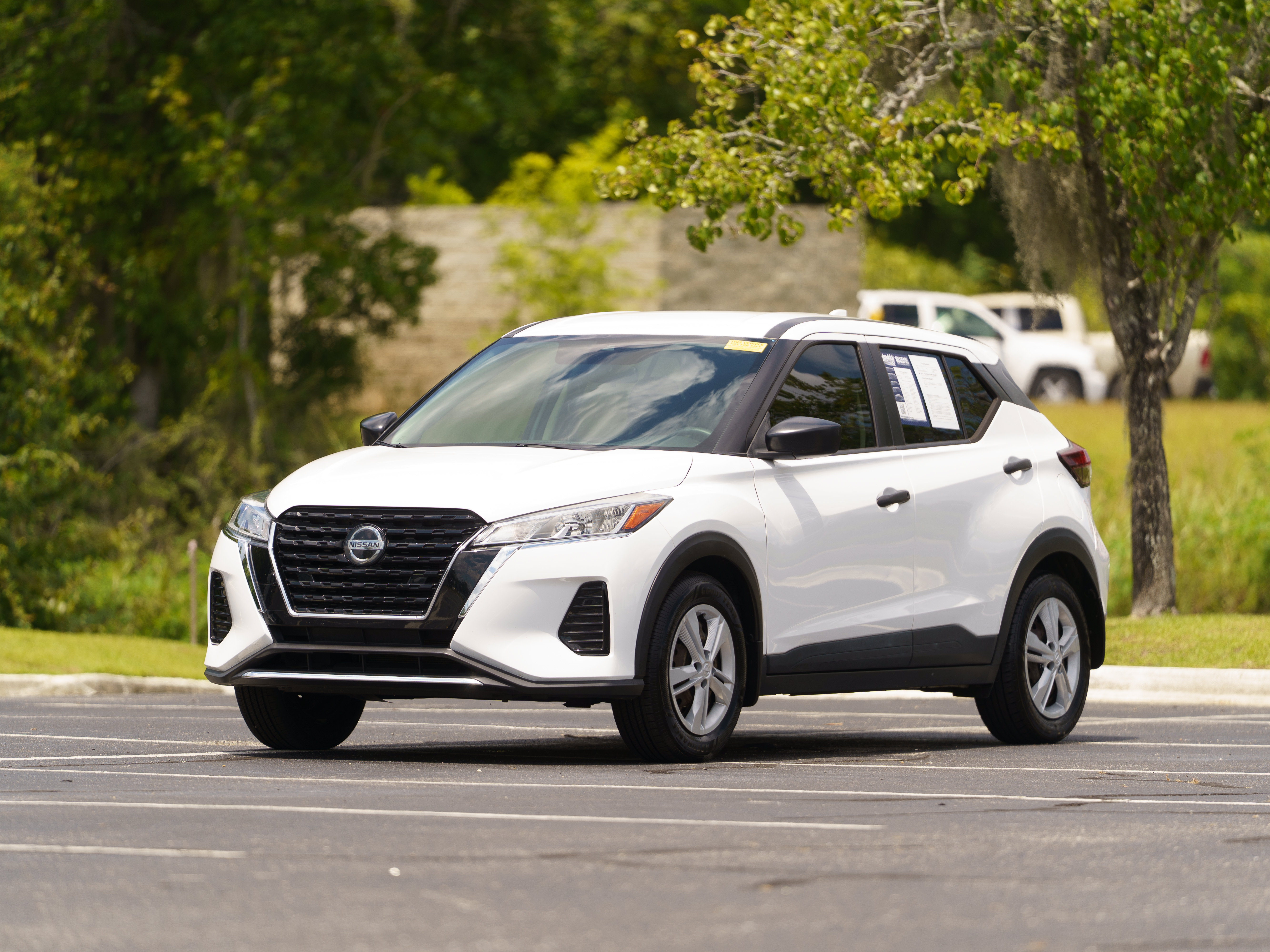 Used 2021 Nissan Kicks S FWD image 33