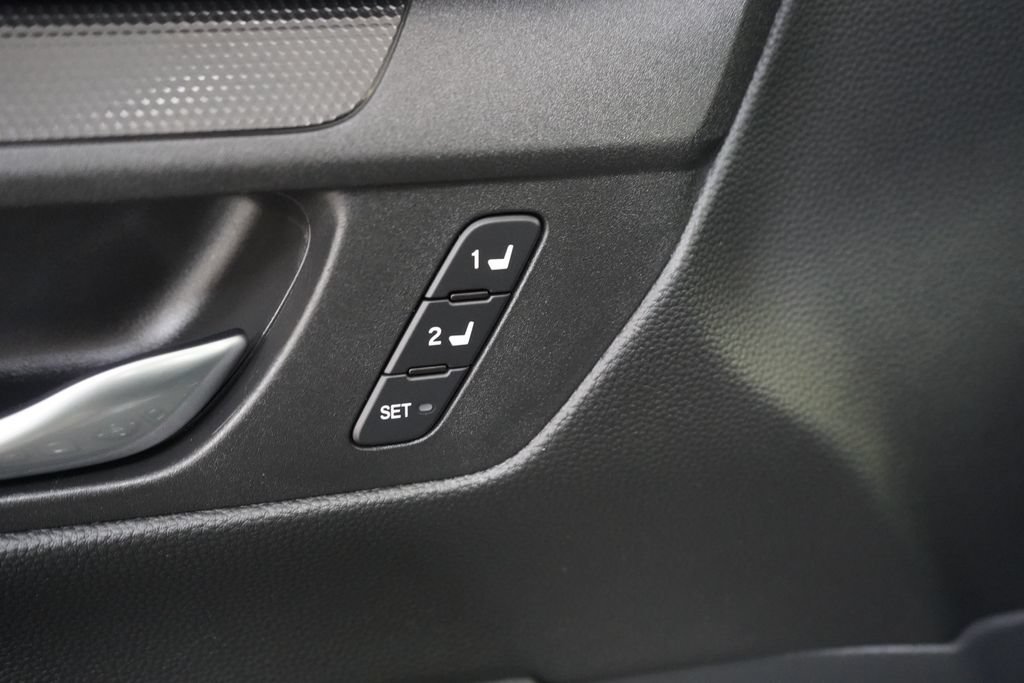 Used 2025 Honda CR-V Sport-L image 31