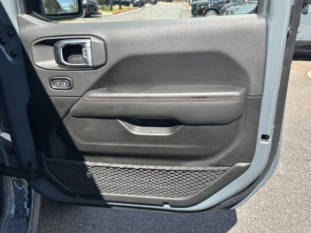 Certified 2024 Jeep Wrangler Rubicon 392 w/ Dual Top Group image 16