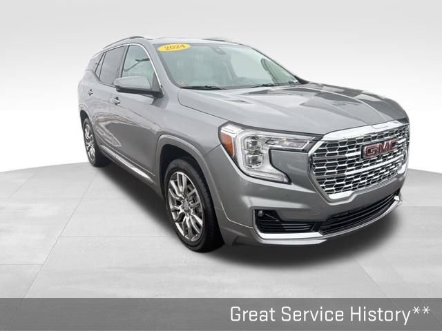 Used 2024 GMC Terrain Denali w/ Denali Premium Package image 21