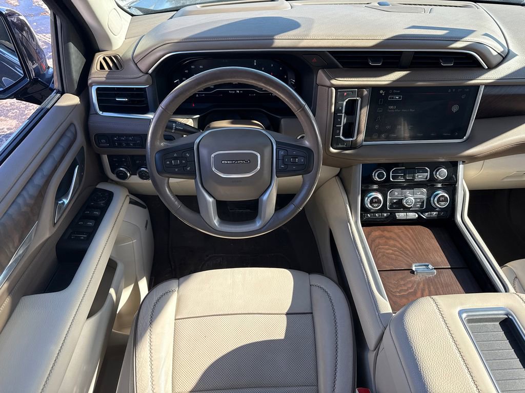 Used 2022 GMC Yukon Denali w/ Max Trailering Package image 29