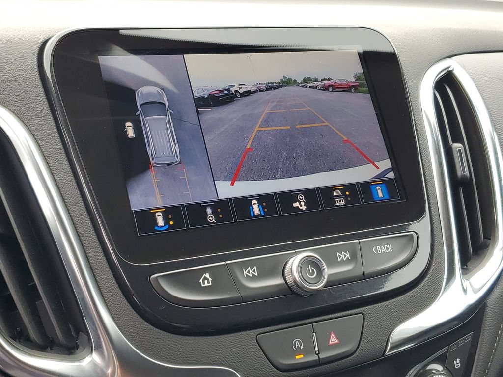 Used 2024 Chevrolet Equinox Premier AWD/4WD image 17