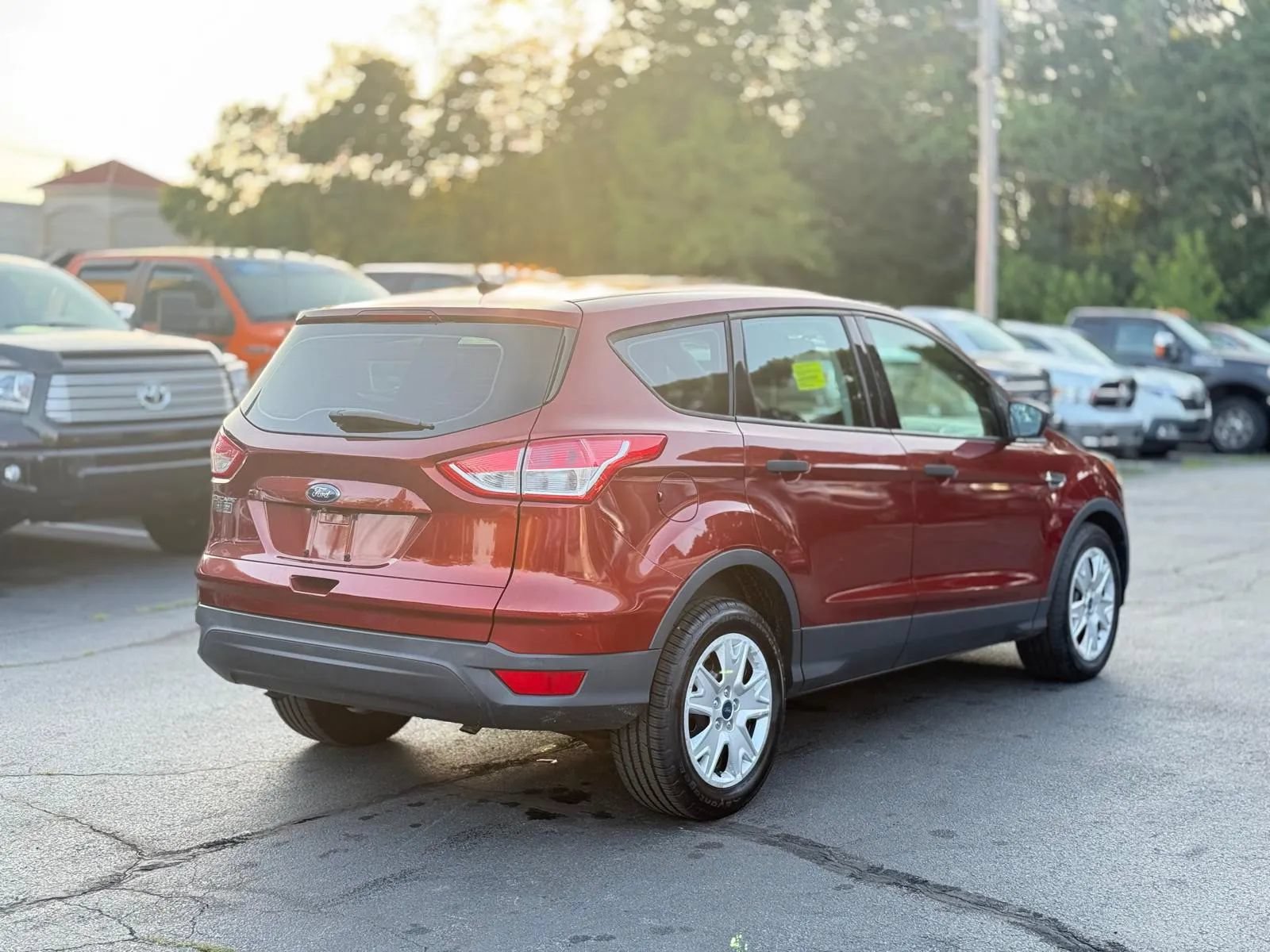 Used 2015 Ford Escape S FWD image 23