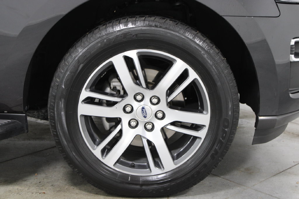 Used 2024 Ford Expedition Limited RWD image 13