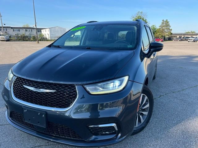 Used 2021 Chrysler Pacifica Touring-L