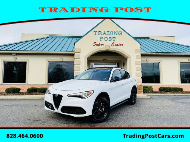 Used 2021 Alfa Romeo Stelvio Sprint w/ Nero Edizione