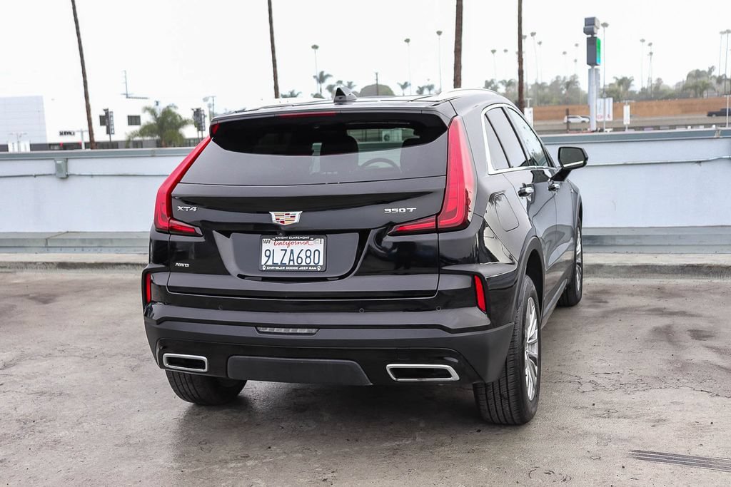 Used 2024 Cadillac XT4 Premium Luxury AWD/4WD image 9