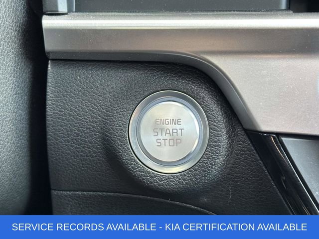 Used 2024 Kia Telluride EX w/ EX Captain's Chair Package image 10