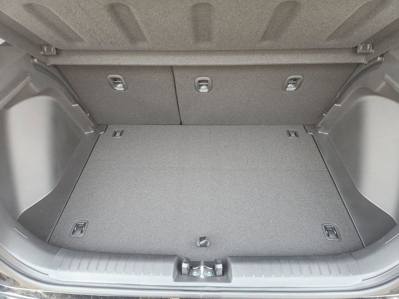 New 2026 Hyundai Venue SE FWD image 30